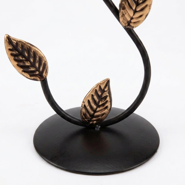 Black Base And Lower Leaf Detail