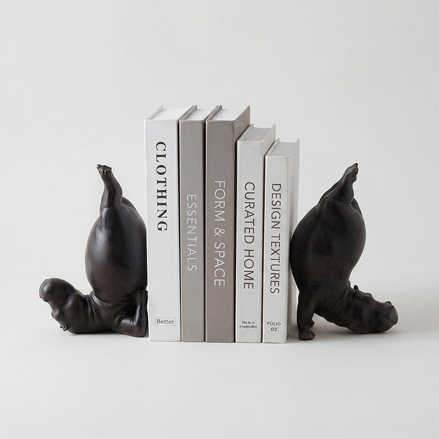 Hippo Bookends Set of 2, Quirky Resin Animal Sculpture Book Holders, Dark Bronze Matte Finish, Heavyweight Shelf Decor for Home Office, Living Room & Bookshelf