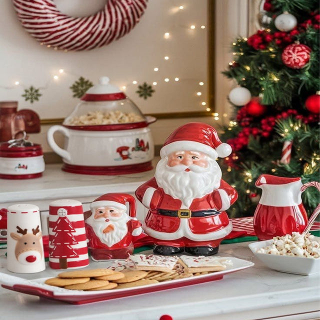 Christmas Ceramic Salt and Pepper Shakers Set Embossed Spice Jars Besides The Santa Claus Figurine 081105