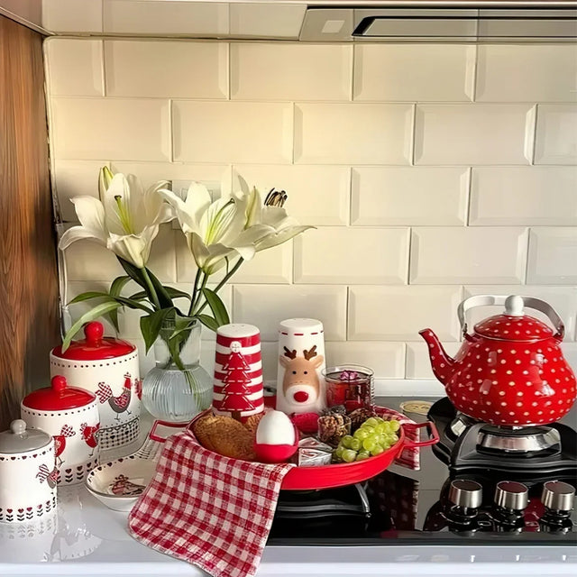 Christmas Ceramic Salt and Pepper Shakers Set Embossed Spice Jars In The Pan 081105