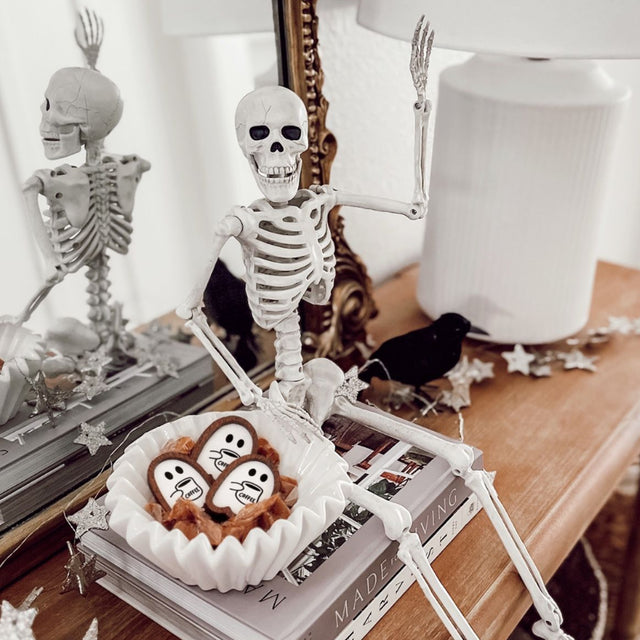 Coffee Elf Decorative Wooden Handcrafts Decor On The Book 080820