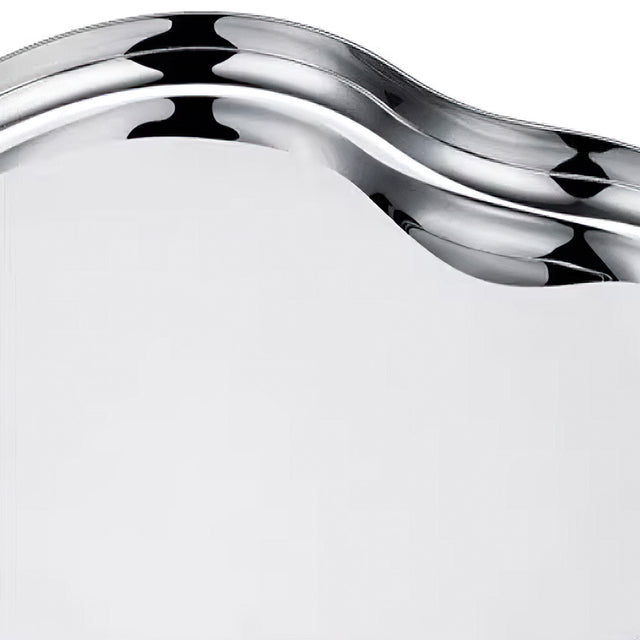 European-style-stainless-steel-mirror-polished-serving-tray-close-up-06062