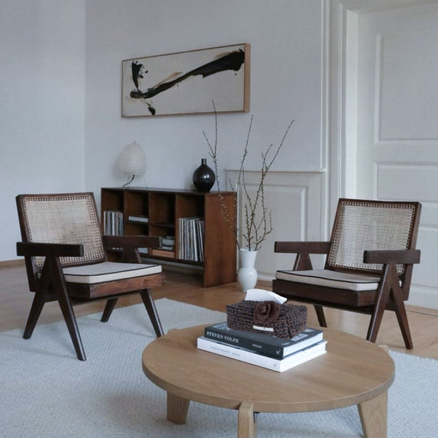 French Luxury Camellia-Adorned Woven Pattern Tabletop Tissue Holder in Living Room