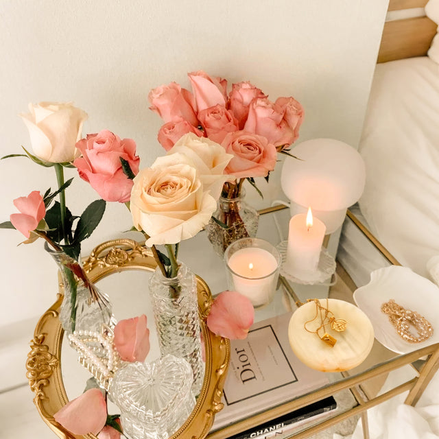 French Vintage Luxury-Style Natural Round Marble Tray on the Table