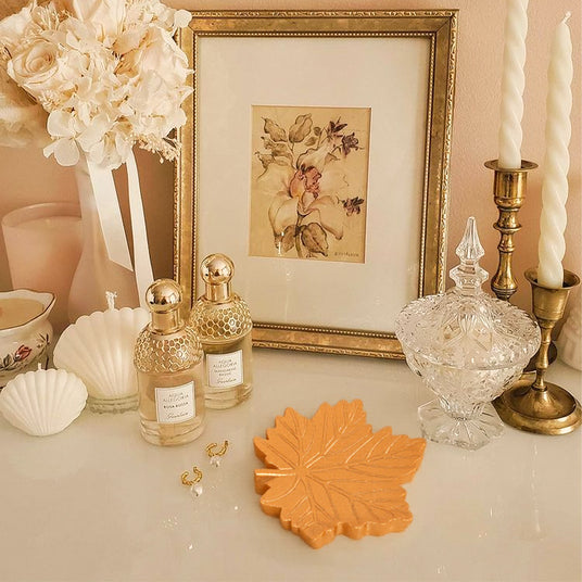 Gold Maple Leaf Resin Tray, Muti-Functional Jewelry Holder in the Bedroom