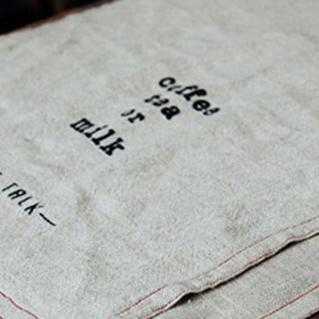 Japanese-style-linen-table-cloth-mat-close-up-06261