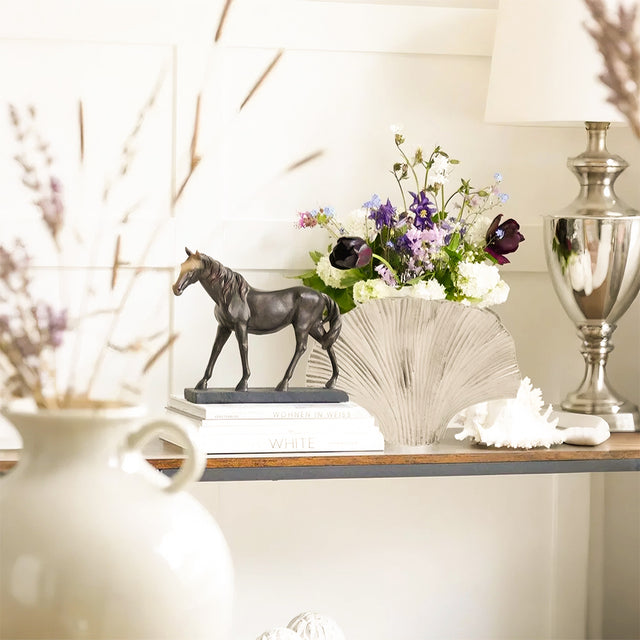 Modern Luxury Metal Aluminum Silver Ginkgo Leaf-Shaped Vase Decorative Ornament Besides The Horse Figurine 090812