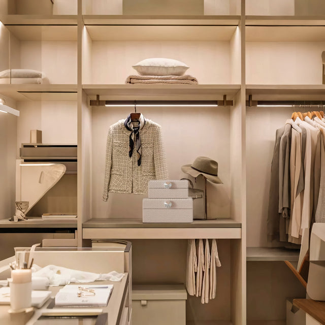 Modern Minimalist Woven Leather Storage Box Quartz Gray Decorative Organizer for Jewelry Vanity Living Room in the Wardrobe