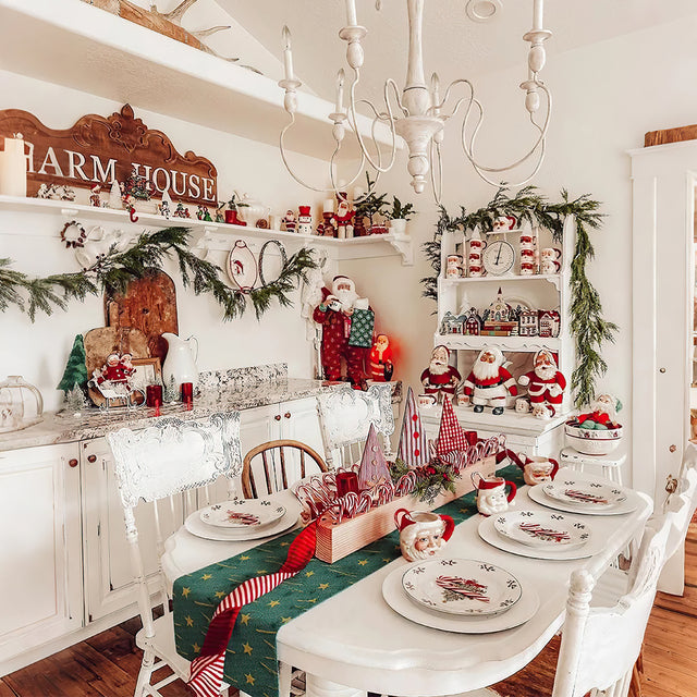 Plush Embroidered Green Christmas Tree Table Runner Under The Decorative Box 081446