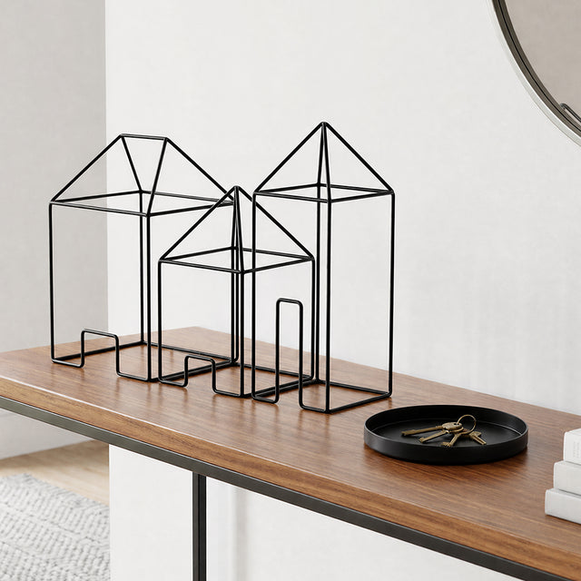 S-M-L wirehouses on wood table