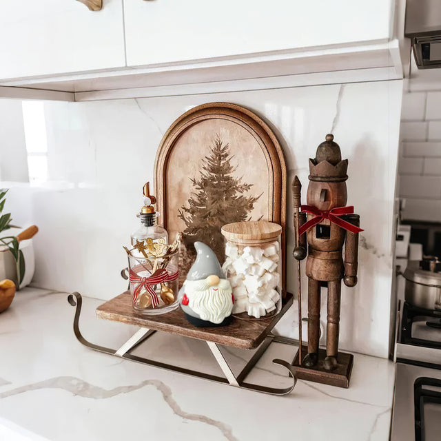 Santa Claus Ceramic Spice Jar, Seasoning Container with Spoons Lids Besides The Candy Jar 081104