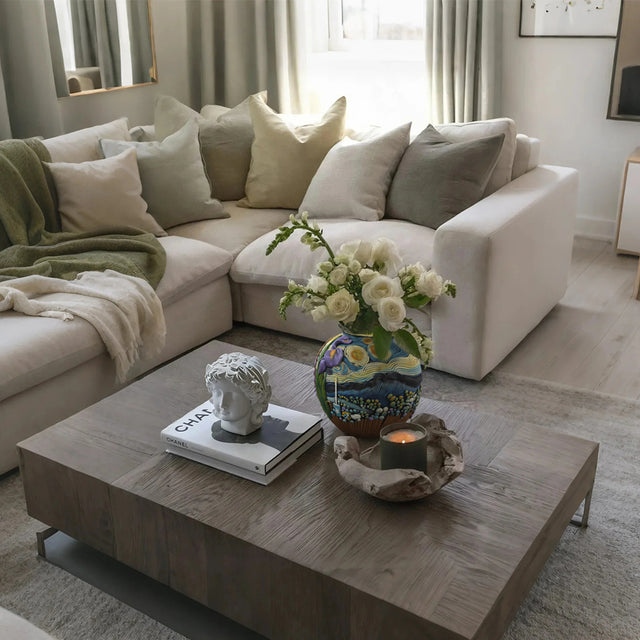 Van-Gogh-starry-night-Inspired-artistic-vase-scene-06131