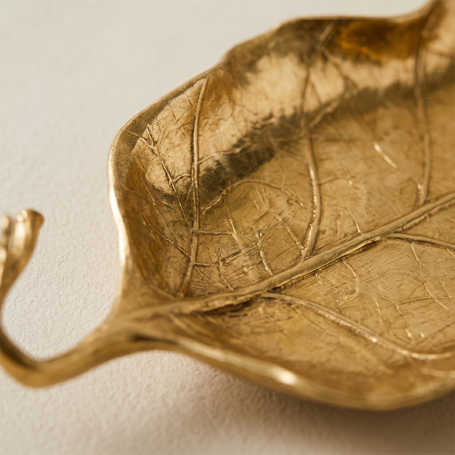 Veined-gold-leaf-tray-detail-shot