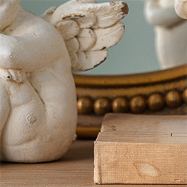 White Angel Statue Tabletop Ornaments Set details