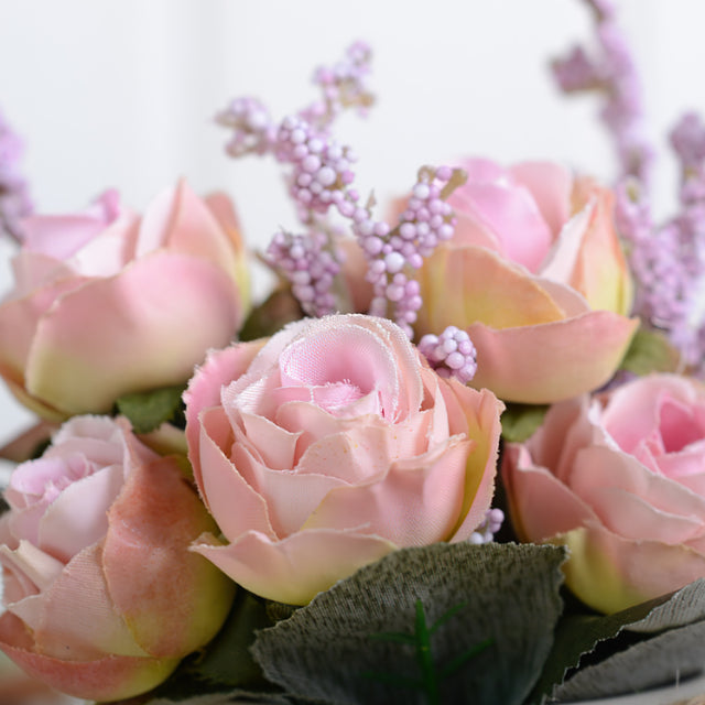 artificial-silk-rose-flower-vase-close-up-0528