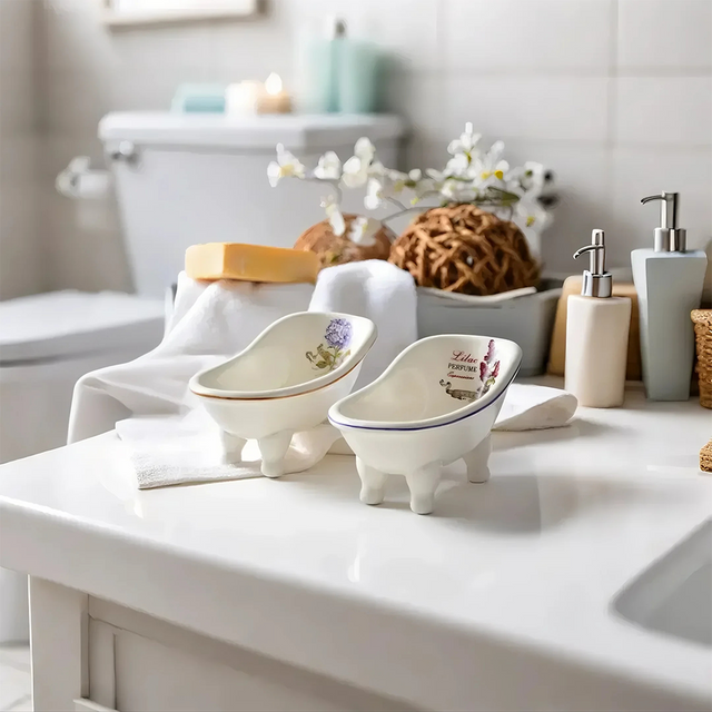 bathtub-shaped-ceramic-soap-dish-scene-05281