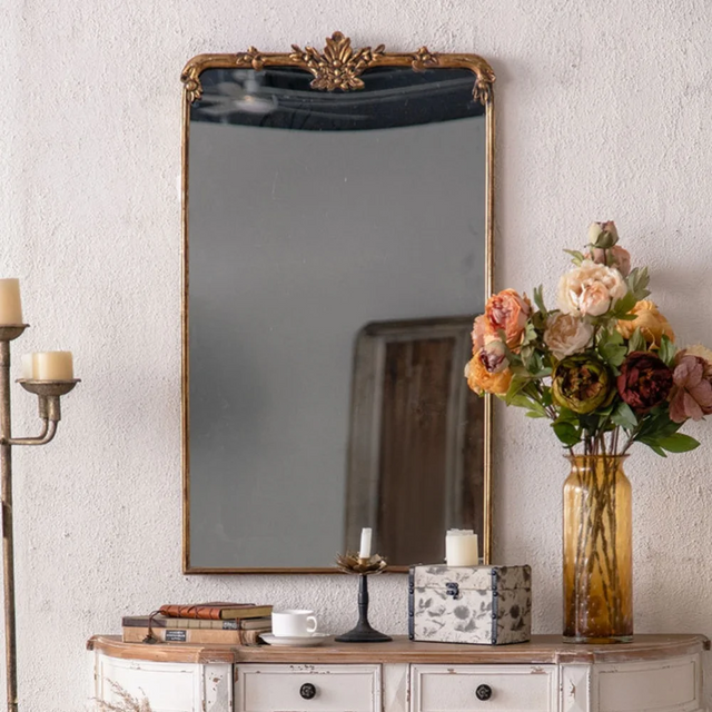bedroom-vintage-dressing-mirror