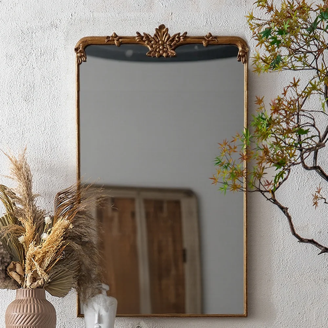 bedroom-vintage-dressing-mirror