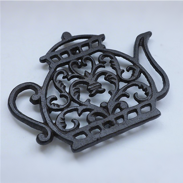 black table coaster details