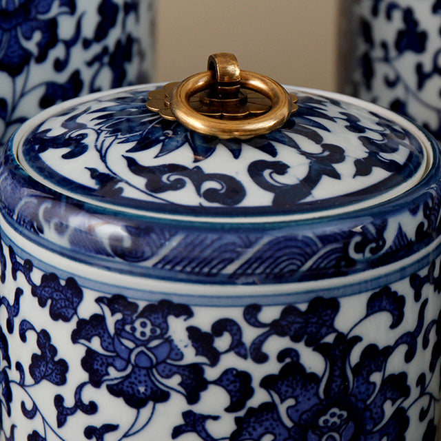 blue-white-ceramic-storage-jar-with-lid-close-up-0708