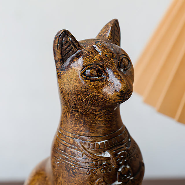 brown cat bookend details