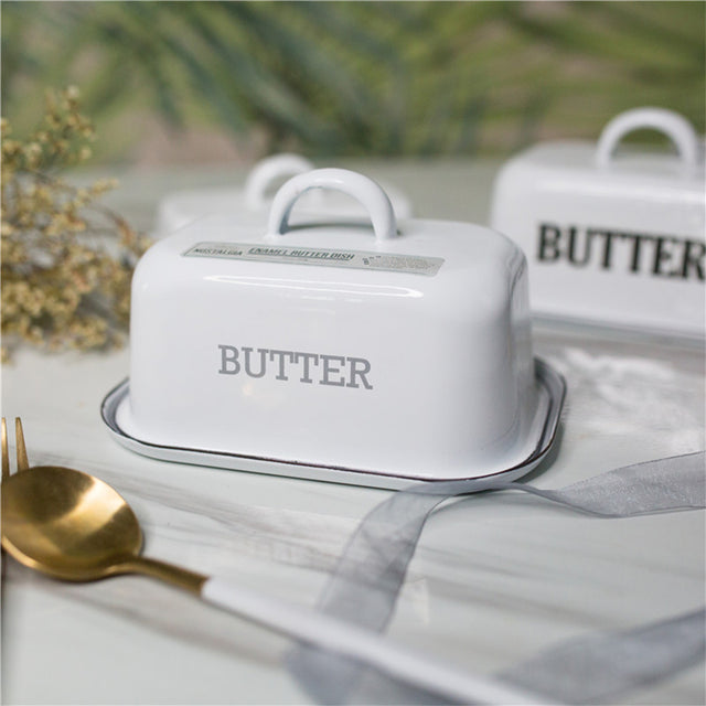 butter dish with lid on the dining table