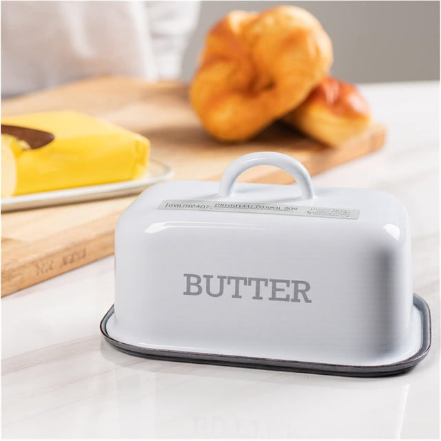 butter dish with lid on the dining table