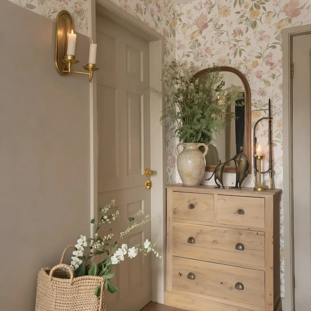 creative alloy father son decorative ornament at the entrance