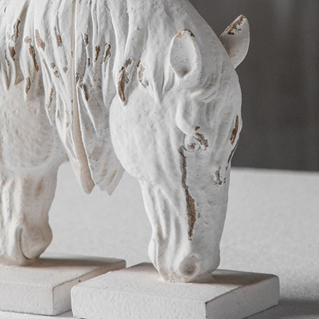 decorative resin horse head bookends details