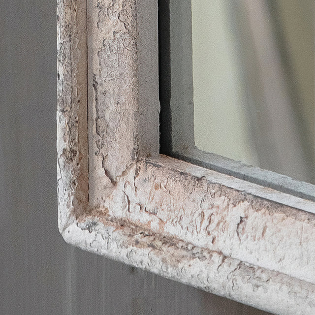 dressing mirror details