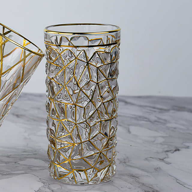 elegant crystal gold rimmed tall glass cups details