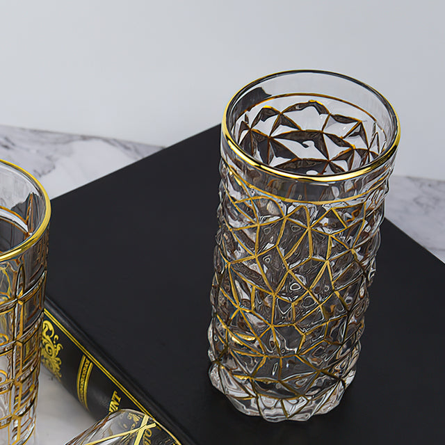 elegant crystal gold rimmed tall glass cups details
