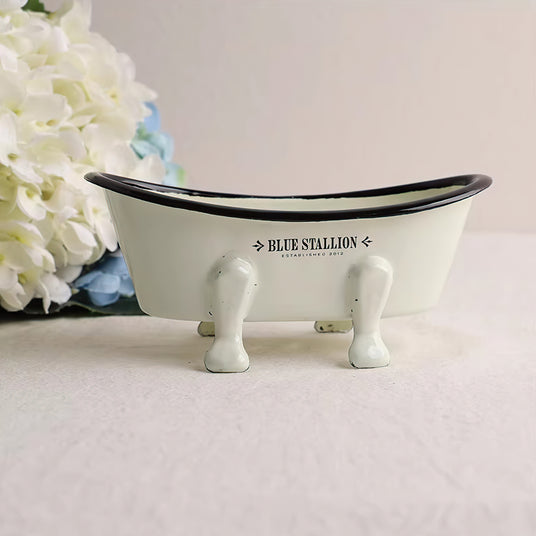 enamel-bathtub-shaped-soap-dish-with-drainage-holes-close-up-07113