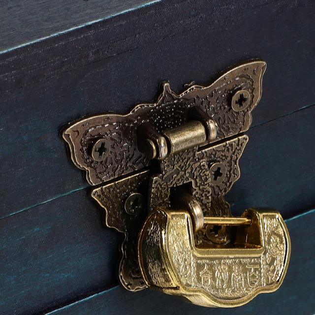 exquisite vintage design with chinese flair details