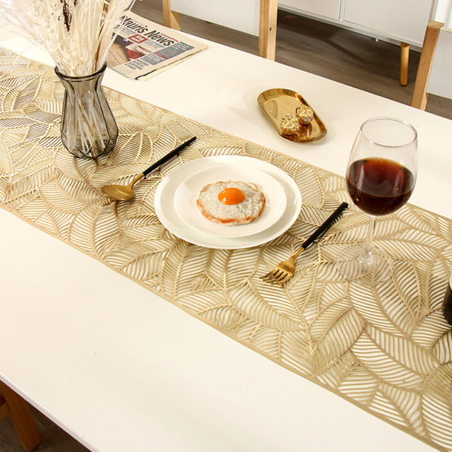 floral lace PVC table runner details