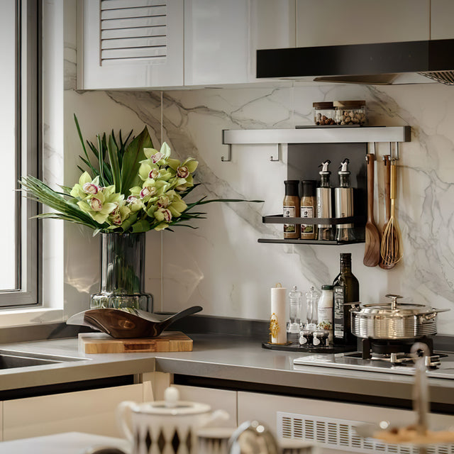 freestanding-metal-paper-towel-holder-scene-07113