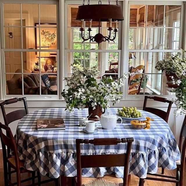 glass-fruit-bowl-with-a-brass-rabbit-scene-05302