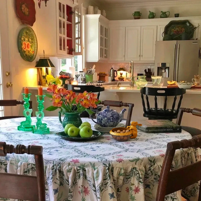 glass-fruit-bowl-with-a-brass-rabbit-scene-05303