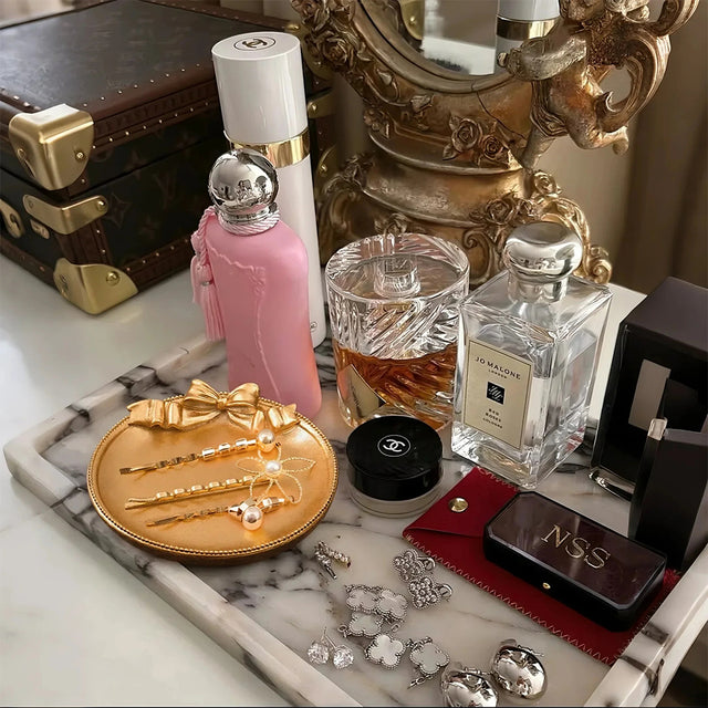 gold round resin tray as table decor