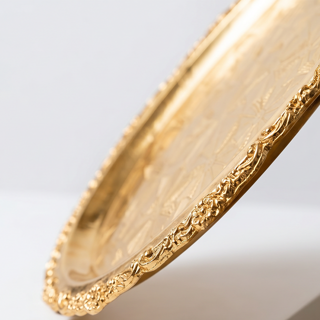 gold tray side view