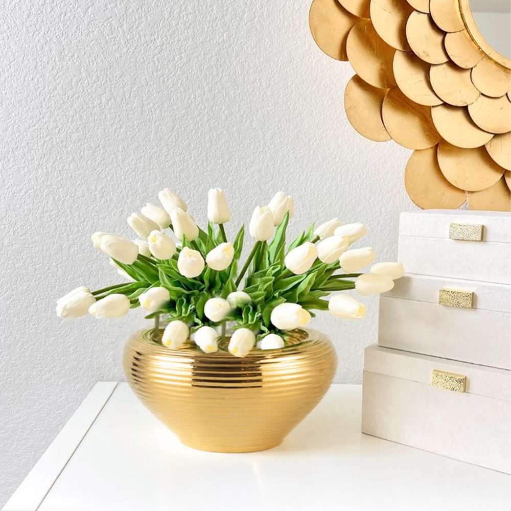 golden-ceramic-vase-scene-06173