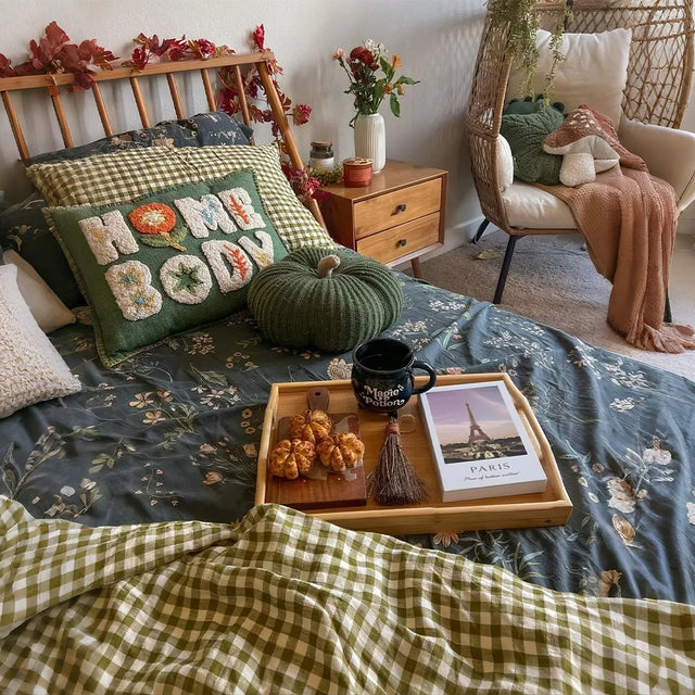 gray-board-decorative-books-scene-05264