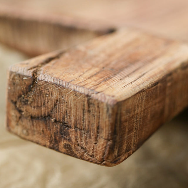 handcrafted-vintage-wooden-double-handled-tray-close-up-06111