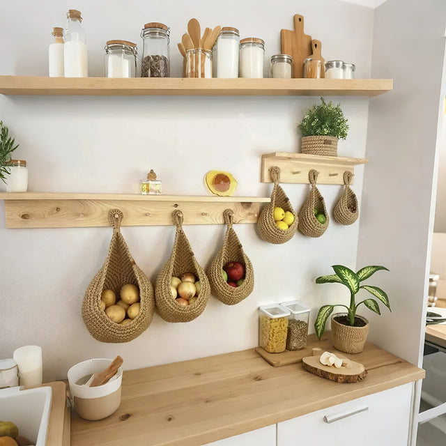 handwoven-jute-rope-wall-hanging-fruit-vegetable-storage-bag-scene-0606