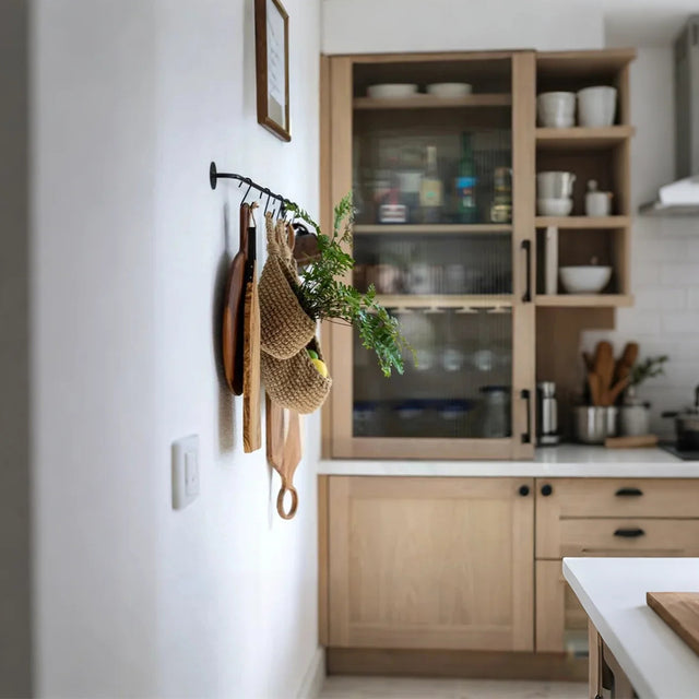 handwoven-jute-rope-wall-hanging-fruit-vegetable-storage-bag-scene-06063