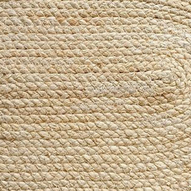handwoven-oval-corn-husk-table-coaster-close-up-06271