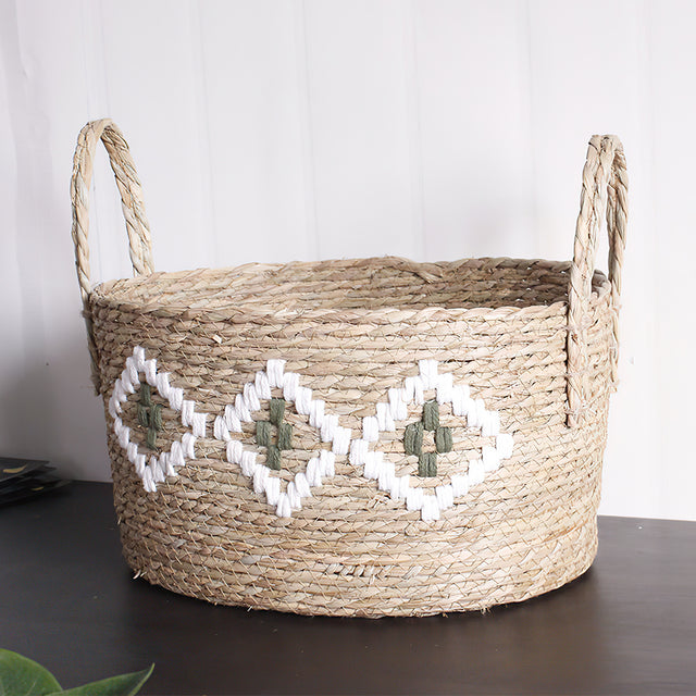 handwoven-storage-basket-close-up-0620