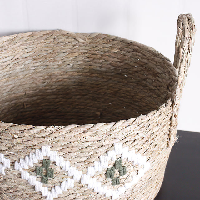 handwoven-storage-basket-close-up-06201