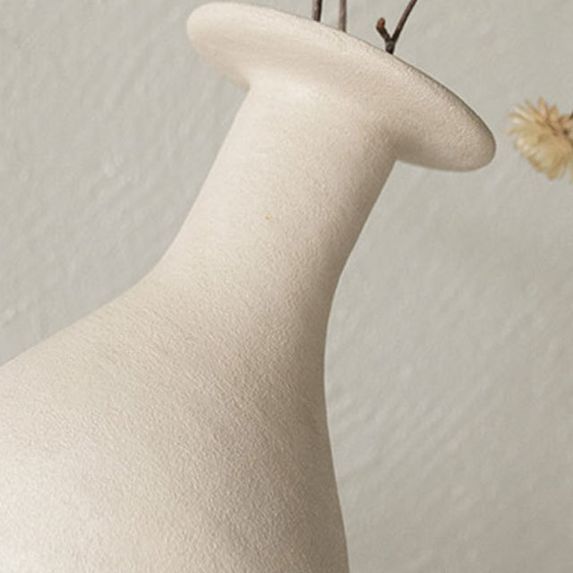 irregular-shaped-decorative-vase-statue-close-up-0530