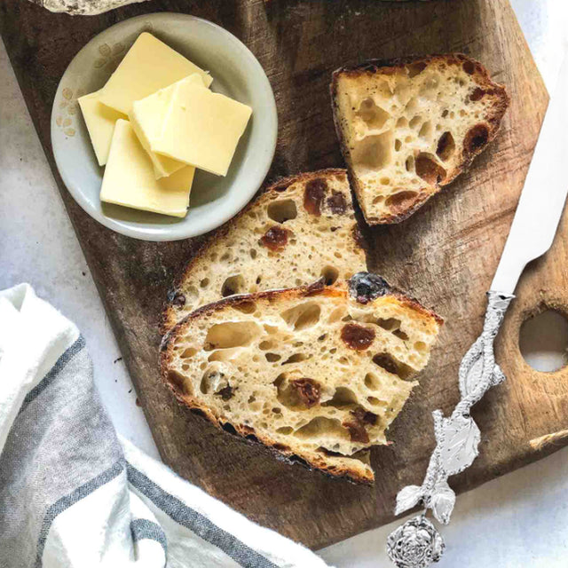 knife and cake server on the plate